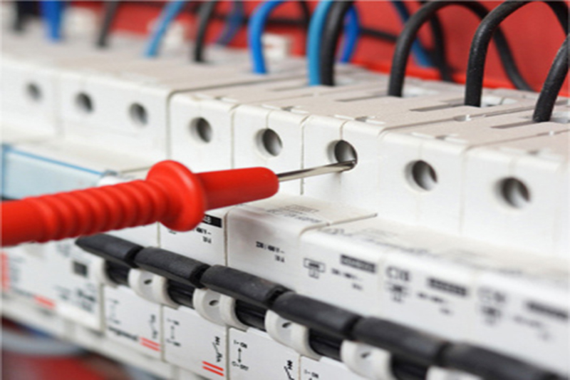 紅黃藍(lán)三根電線怎么接？